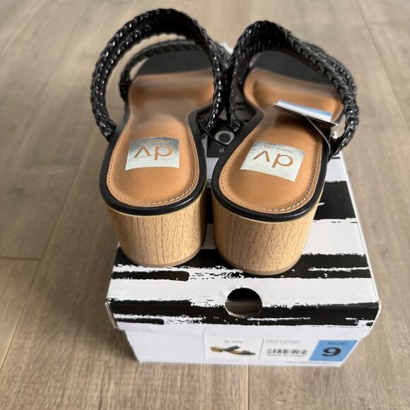 Dolce Vita Black Woven Sandals - Picture 3 of 8